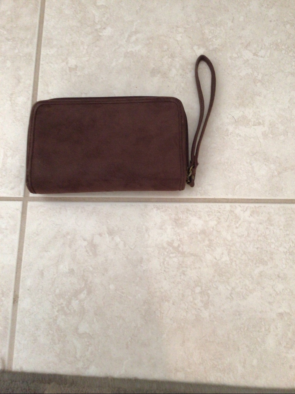 NWOT born B.O.C  brown wallet - Picture 2 of 4